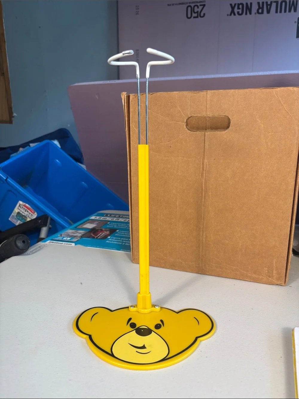 Vintage Build A Bear WorkShop Yellow Bear Face Display Stand Adjustable - Picture 8 of 12